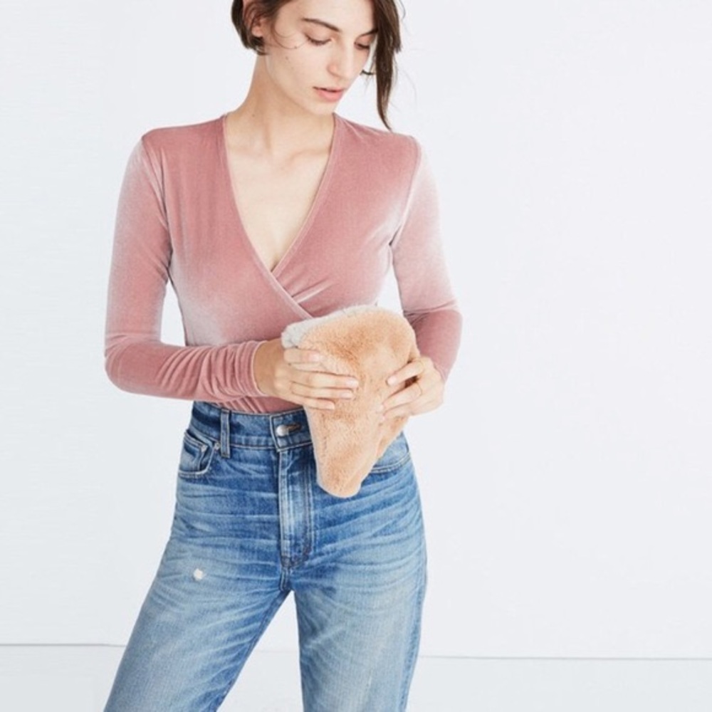 💕Madewell Dusty Rose Velvet Bodysuit💕